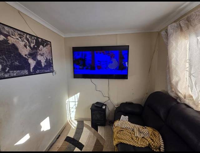 2 BEDROOM HOUSE FOR SALE IN KRUGERSDORP RURAL